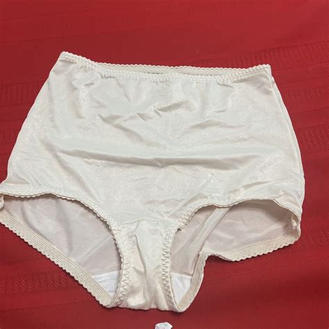 Hanes Her Way VTG 90s Shiny Nylon Panties Size 2XL 2 Gem