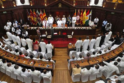 Sri Lankas Entire Cabinet Resigns