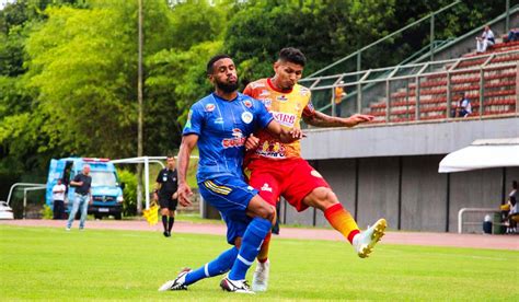 A juazeirense poderá até perder por um gol de diferença, na partida de volta, e garantirá vaga nas finais da competição. Jacobina empata com a Juazeirense e soma primeiro ponto no ...