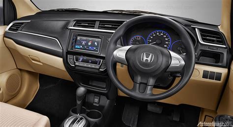 Velg oem hrv prestige r17 pcd 5x114 lbr 7 et 50 kondisi mulus ada 4 piece velg. Honda Mobilio Facelift 2016 Diluncurkan, Ini Bedanya! - AutonetMagz