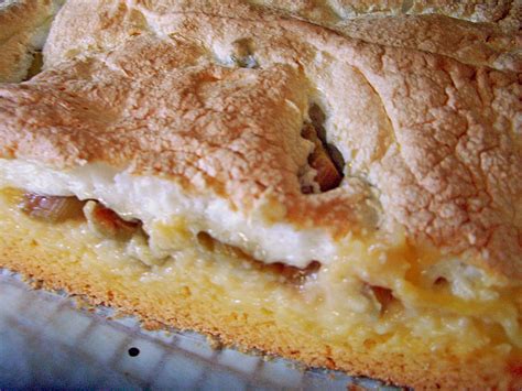Rezept für rhabarberkuchen mit pudding und baiser. ma - jas Rhabarber - Baiser - Kuchen vom Blech von ma-ja ...