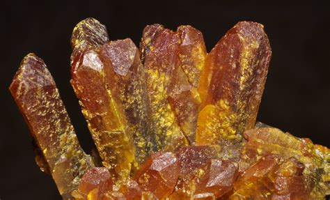 Top 10 Most Deadly Minerals Minerals 10 Things Crystals And Gemstones