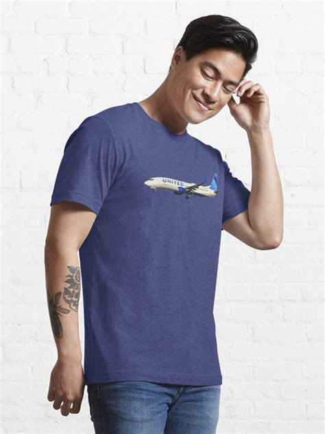 United Airlines 737 800 T Shirt For Sale By Johnkelloggflys Redbubble United Airlines T