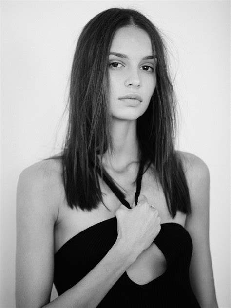 Dunja Radicevic Model Superbe Connecting Fashion Talents