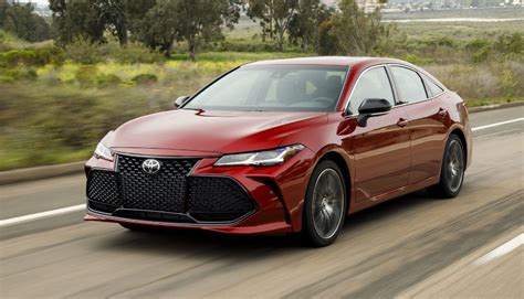 2020 Toyota Avalon Hybrid XLE Colors, Release Date, Interior, Changes ...