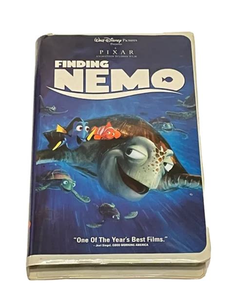 DISNEYS FINDING NEMO VHS 2003 Video Tape Clamshell Pixar Animated Dory
