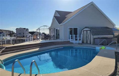 7 Houses With Pools For Sale At The Jersey Shore