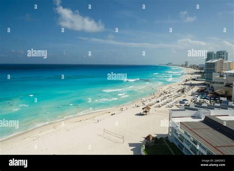 Cancun Beach Mexico Caribe Stock Photo Alamy