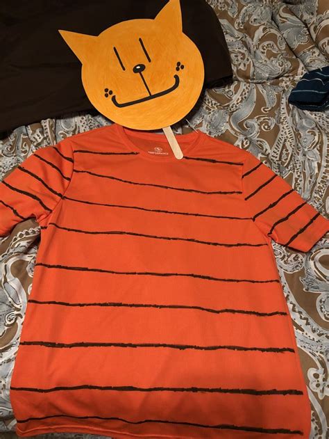 He spent his time in the hallway creating his own he got the book this afternoon, finished it in less than 50 minutes and cannot stop talking about it. Dogman Petey diy costume for school character contest ...