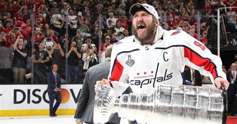 An Excited Fan Flashed The Capitals When They Won The Stanley Cup And