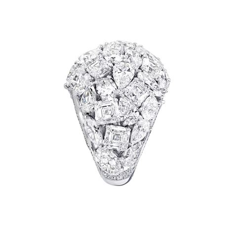 Graff Diamond Ring 20th Century Jewels Design By The Decade 2020