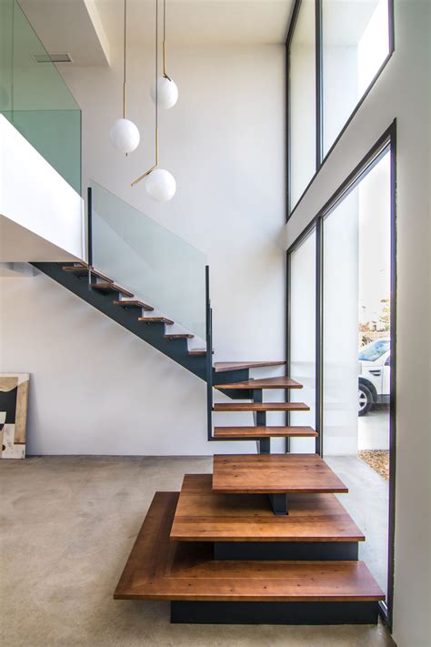 With spiral stair designs and even cantilevered stairs that are seemingly unsupported we can add an increased layer of customizability to your design. Top 10 Unique Modern Staircase Design Ideas for Your Dream ...