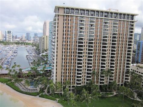 Rainbow Tower Lagoon View Picture Of Hilton Hawaiian Village Waikiki