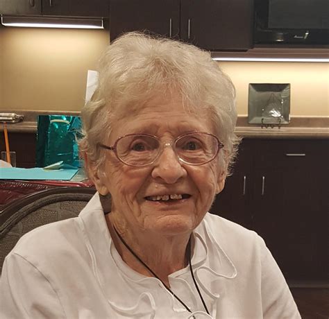 Barbara Ekstrum Obituary - Lincoln, NE