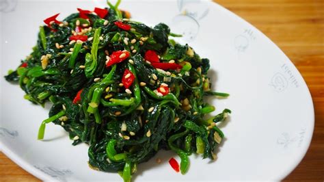 Banchan refers to korean side dishes. Korean Spinach Side Dish(시금치 나물) - YouTube