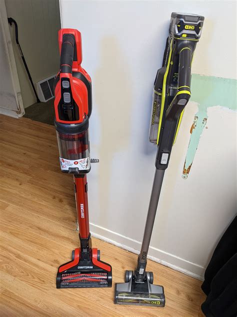 げます Craftsman V20 Cordless Stick Vacuum Kit With Portable Shop Vacuum