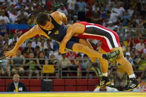 Folkstyle Wrestling 101