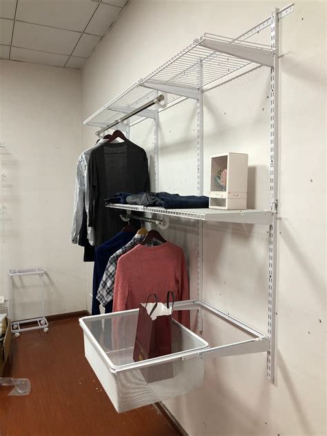 Storeroom High Quality Detachable And Extendable Metal Wire Shelf Storage Closet With Podwer