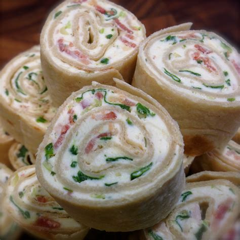 Tortilla Pinwheels With Cream Cheese And Sour Cream
