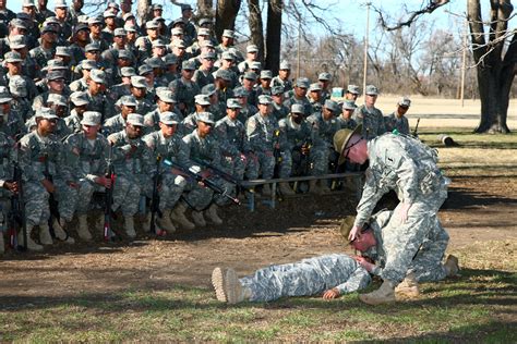 Drill Sergeants Train On Medevac At Fort Sill Article The United States Army
