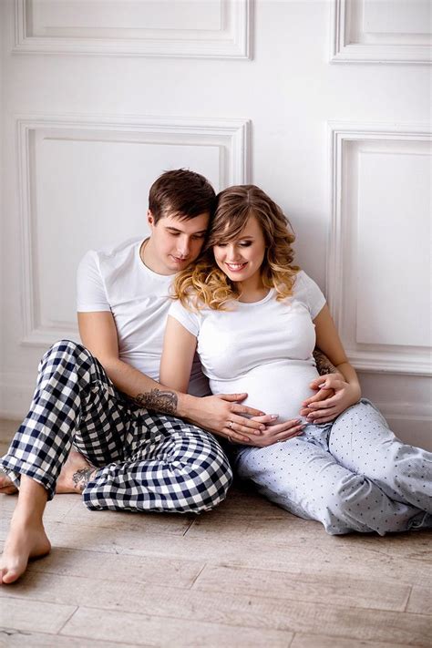 Фотосессия для беременных в Москве Фотосессия беременности с мужем Фотограф Анастасия Романе