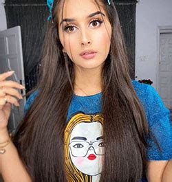 Alishbah Anjum Cute Girls Face Lip Makeup Hair Style Linda Chica