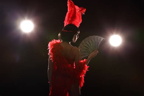Sydneys Burlesque Scene A Special Live Performance 2ser