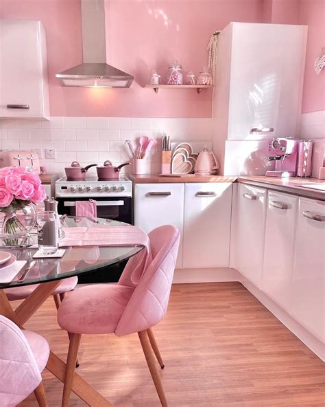 21 Pink Kitchen Ideas That Will Make You Smile In 2024 Houszed