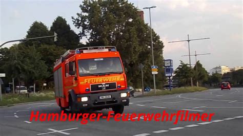 Der sommer ist nochmal zurück, und damit auch die tornadogefahr ;) wie es 2016 in hamburg dazu gekommen ist seht hier hier in einem brandneuen, besonders hochaufgelösten und ausschnittsweise gerechnetem video aus den aufnahmen unseres regenradars. Einsatzfahrten Nach (Tornado) in Hamburg 07.06.2016 - YouTube