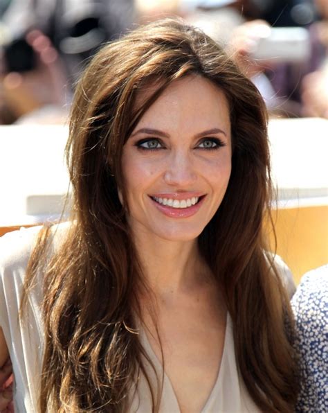 Angelina Jolie At Age 15 Who2