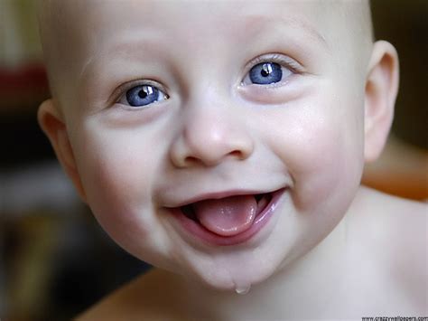Cute Smling Baby Wallpapers Hd Wallpapers Id 604