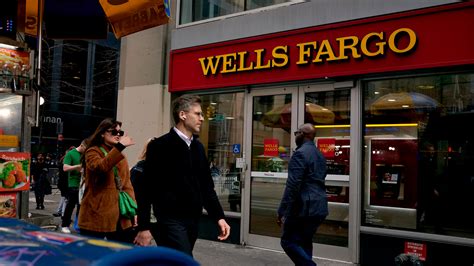 Wells Fargo To Pay 1 Billion To Settle Lawsuit By Shareholders The New York Times