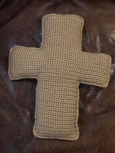 Links preceded by a plus sign (+) require free registration (to that particular site, not to cross stitch pattern central) before viewing. Crochet Cross Pillow Pattern