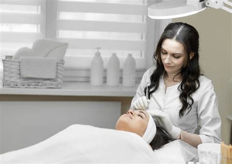 A Professional Procedure For Deep Cleansing Of Facial Skin Is Presented