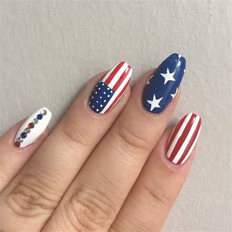 31 Patriotic Nail Ideas For The 4th Of July Stayglam