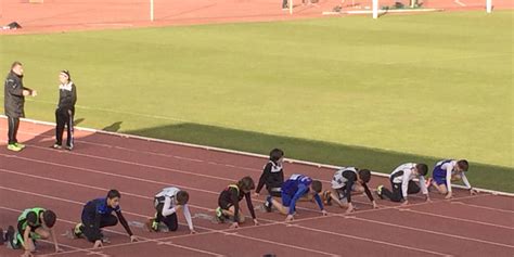 Dezembro recheado com dois clássicos. Atletismo - Desporto Escolar - Colégio Novo da Maia