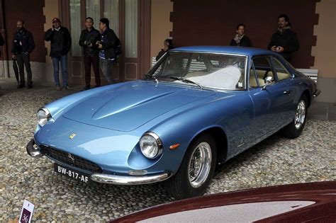 This particular ferrari 500 superfast 5.0 v12 has a 4 speed/ manual gearbox with the power being delivered through it's rwd ferrari 500 top speed: 1964 Ferrari 500 Superfast related infomation,specifications - WeiLi Automotive Network