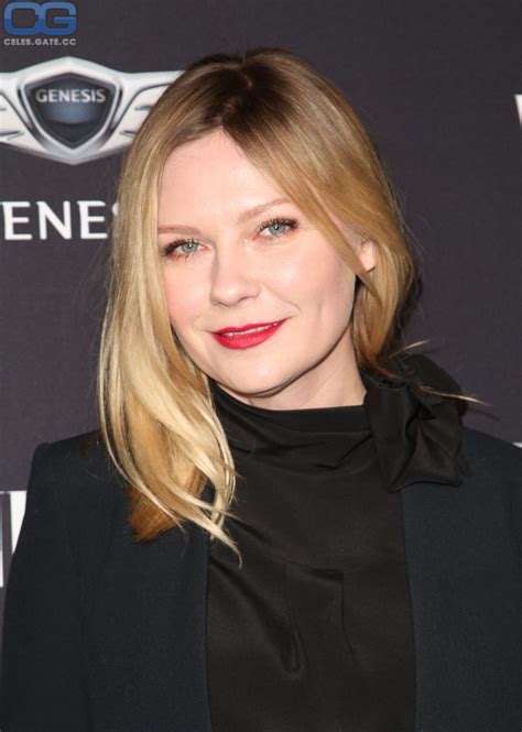 Kirsten Dunst Nude Pictures Kirsten Dunst Videos And Photos At Freeones