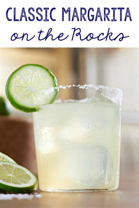 How To Make A Classic Margarita On The Rocks