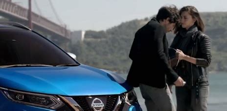 I believe the actress in the newest theraflu commercial is eleni fuaixis. Nissan Qashqai Commercial Song