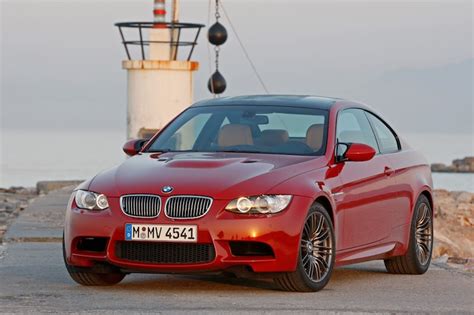 Five more options were also available through bmw individual devision. BMW E90 E92 E93 M3 OEM paint color options - BIMMERtips.com
