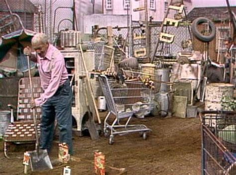 Watch sanford and son online free. Watch Sanford and Son Season 6 Episode 4 California ...