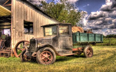 Old Truck Wallpapers Top Free Old Truck Backgrounds Wallpaperaccess