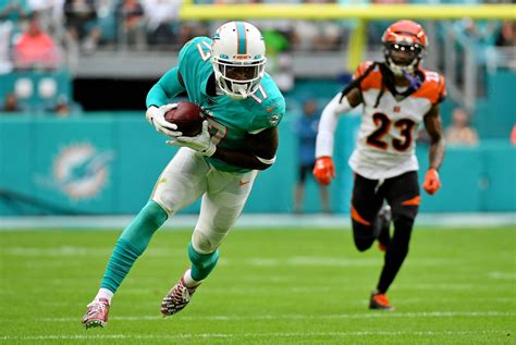 Report Miami Dolphins Wr Allen Hurns Expected To Miss 3 Months With
