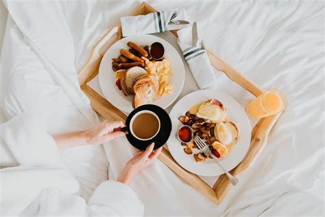 Tips To Keep In Mind While Serving Breakfast In Bed Welcome To The