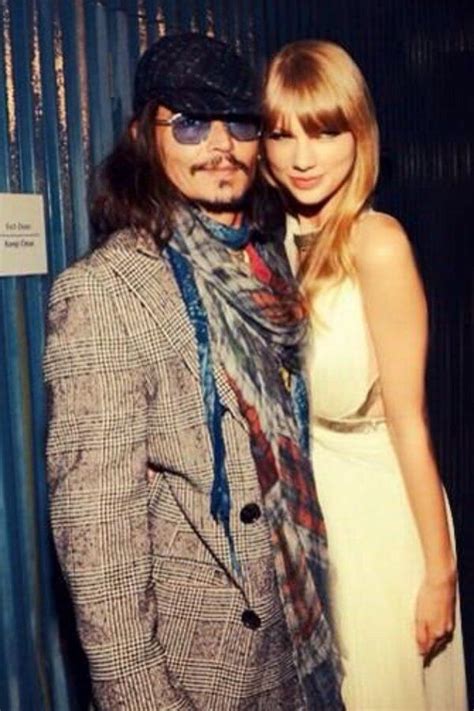 Taylorswift And Johnnydepp At The 2013 Grammys Taylor Swift Style
