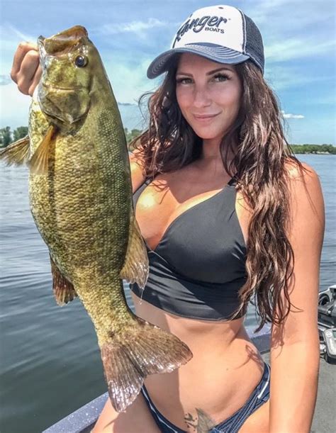 Pin On Sexy Women Fishing