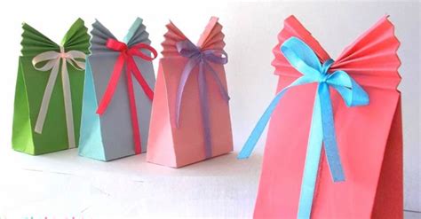 Here Are 13 Creative Ways To Wrap Your Presents Without Wrapping Paper