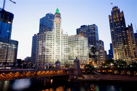 Twilight Chicago Cityscape Stock Photo Royalty Free Freeimages