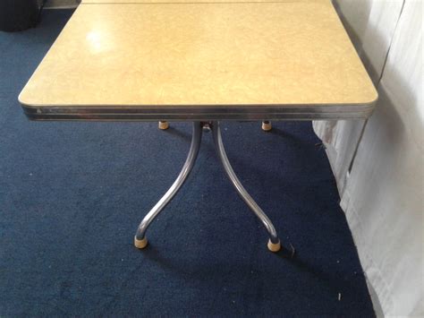 Lot Detail Vintage Yellow Formica Table